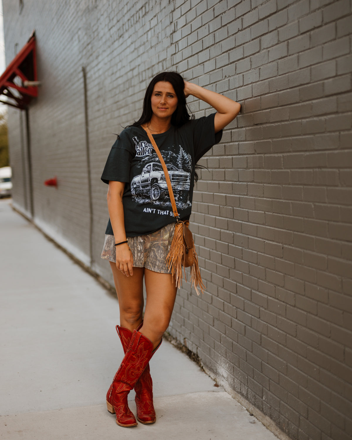 Daydreamer Licensed Morgan Wallen Ain't That Some Merch Tee