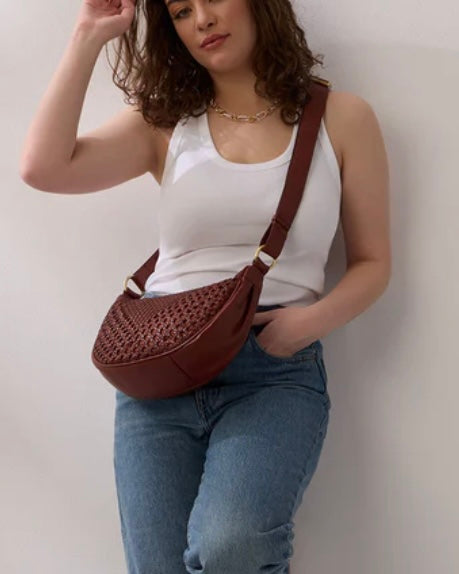 Hobo Hazel Sling in woven leather