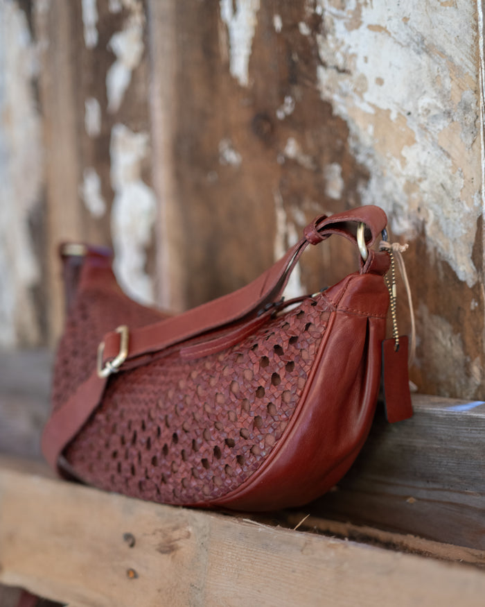 Hobo Hazel Sling in woven leather