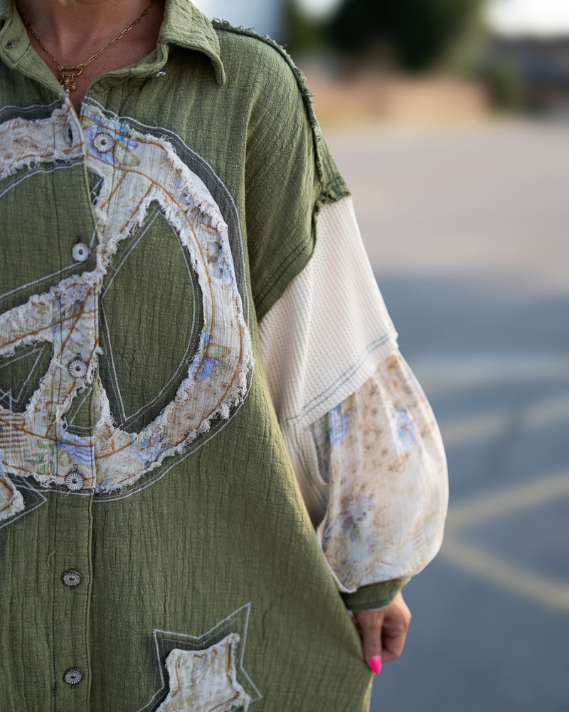 Peace Be With You Button Up