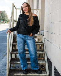 Luna Dolman Top