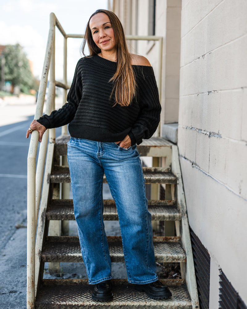 Luna Dolman Top