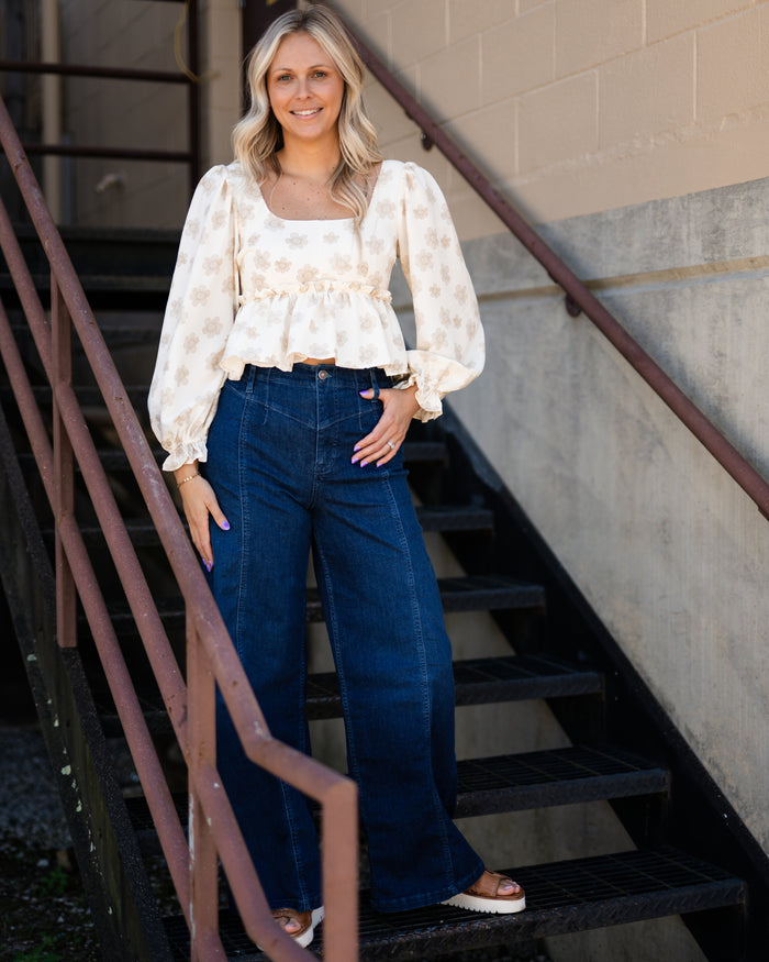 Farrahs Flowers Top